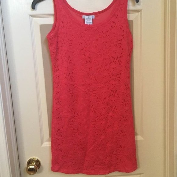 Magazine Designer Lace Dress - Size Medium - NWT - Picture 1 of 2